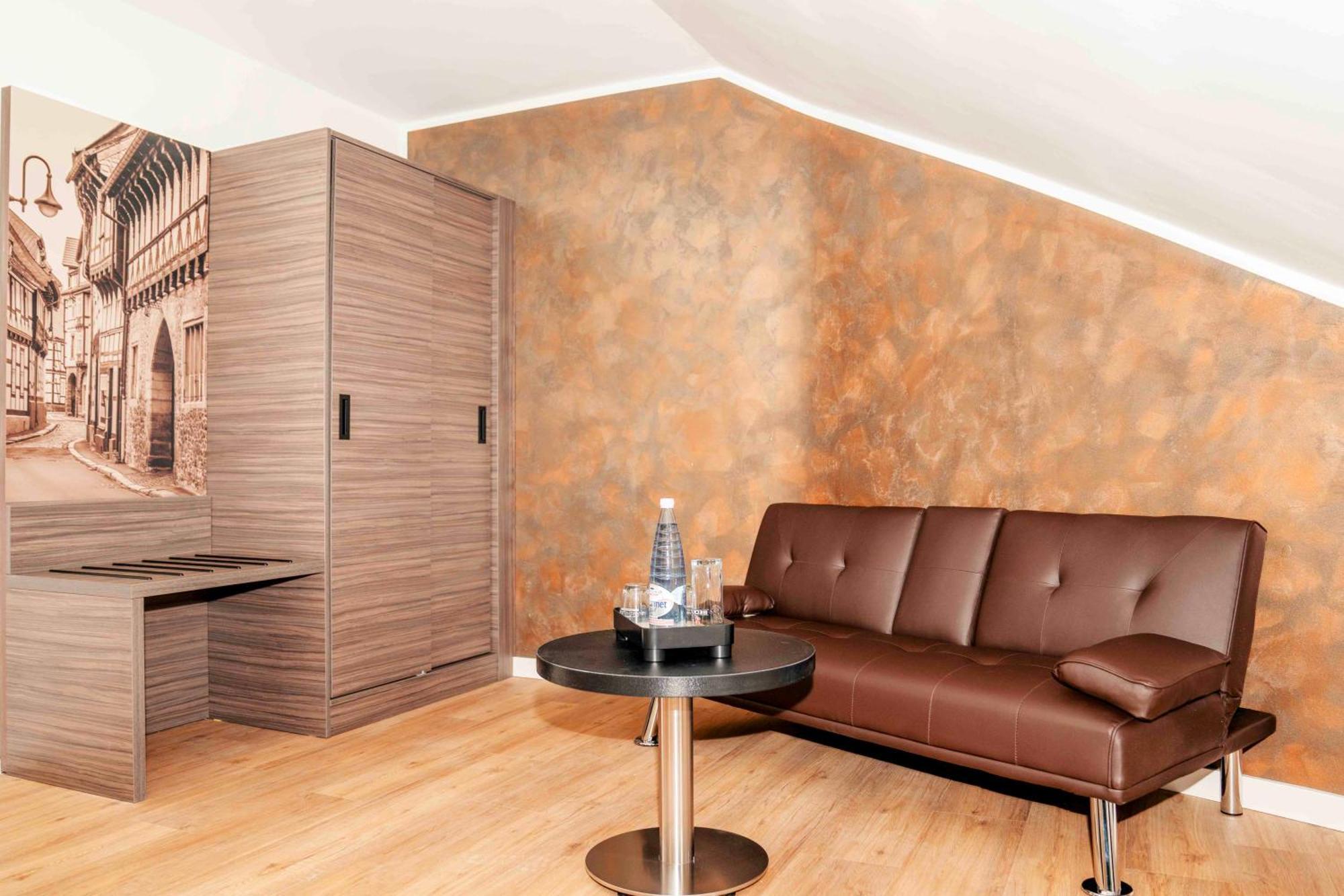 Central Hotel & Lounge Adult Only Гослар Экстерьер фото