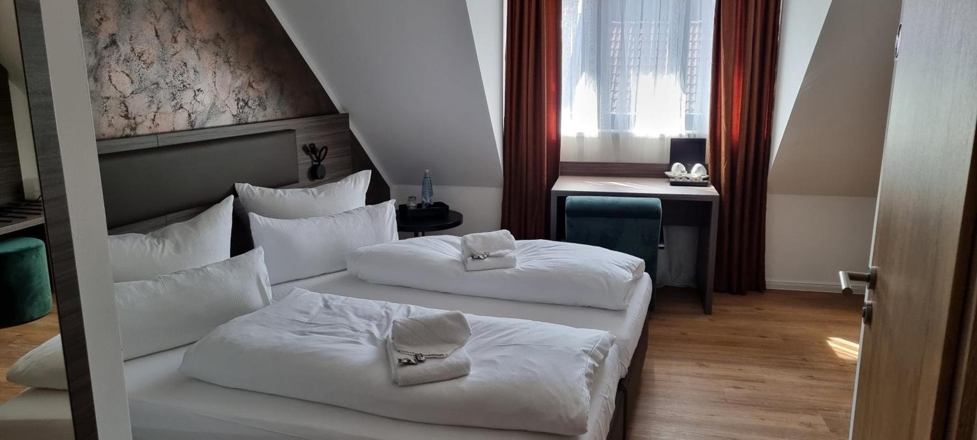 Central Hotel & Lounge Adult Only Гослар Экстерьер фото